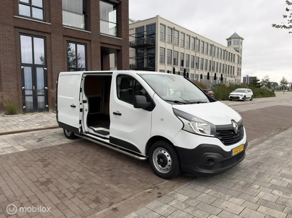 bestel 1.6 dCi T29 L2H1 Générique Ex BTW!