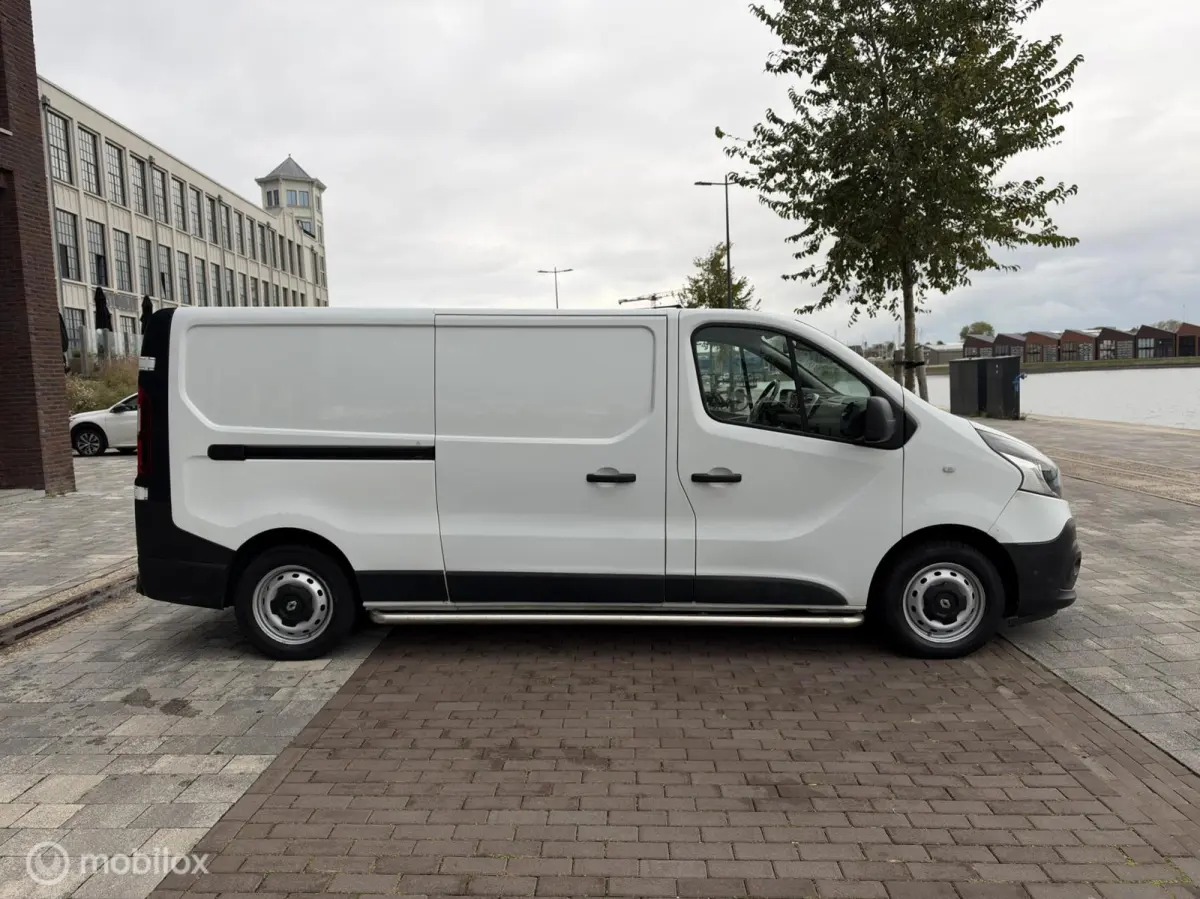 bestel 1.6 dCi T29 L2H1 Générique Ex BTW!