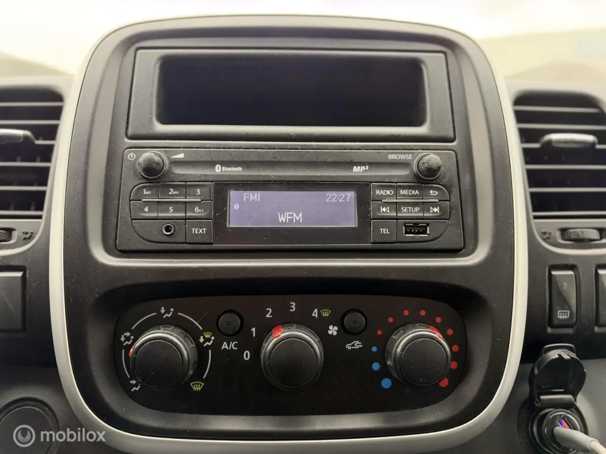 bestel 1.6 dCi T29 L2H1 Générique Ex BTW!