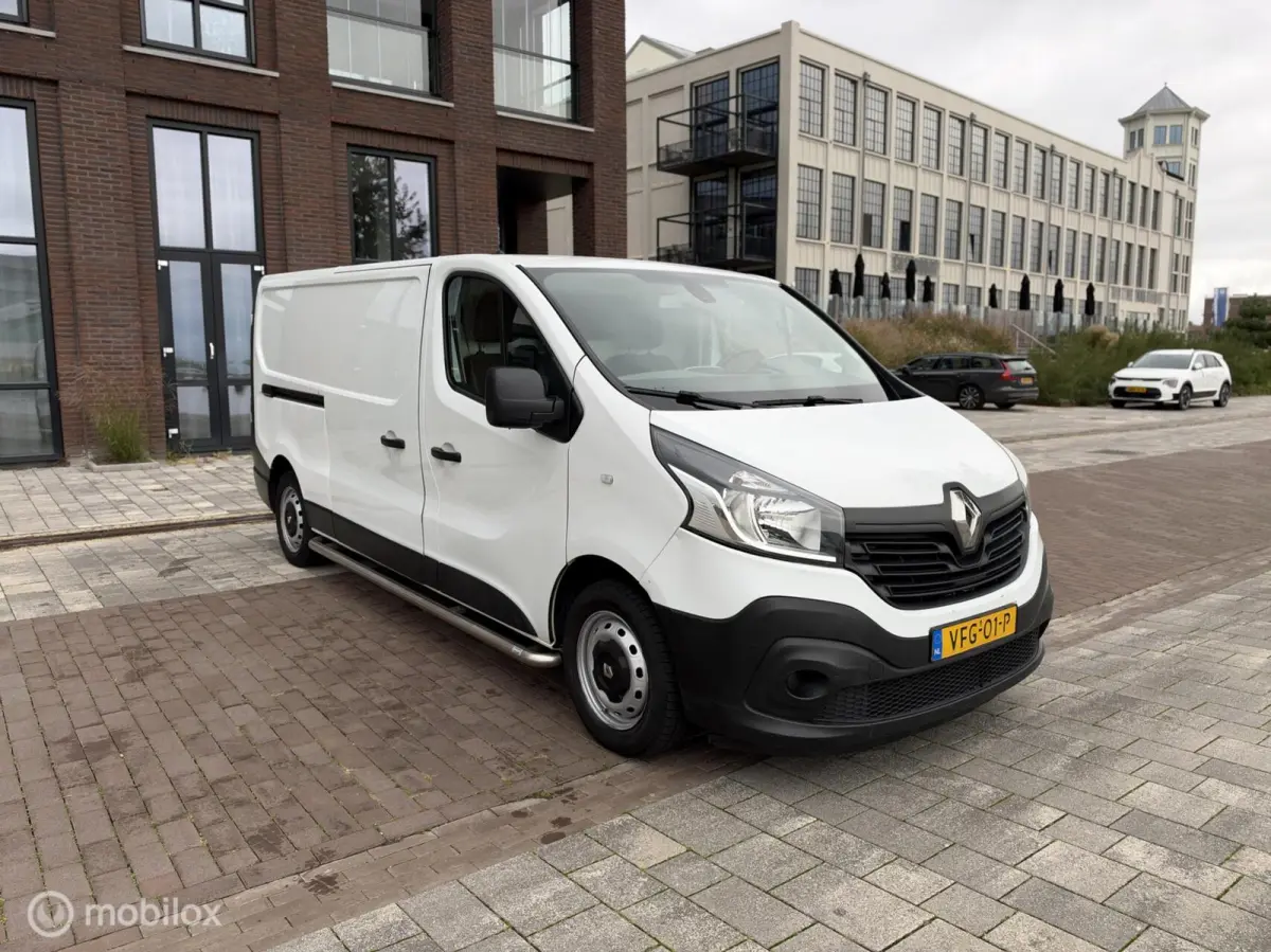bestel 1.6 dCi T29 L2H1 Générique Ex BTW!