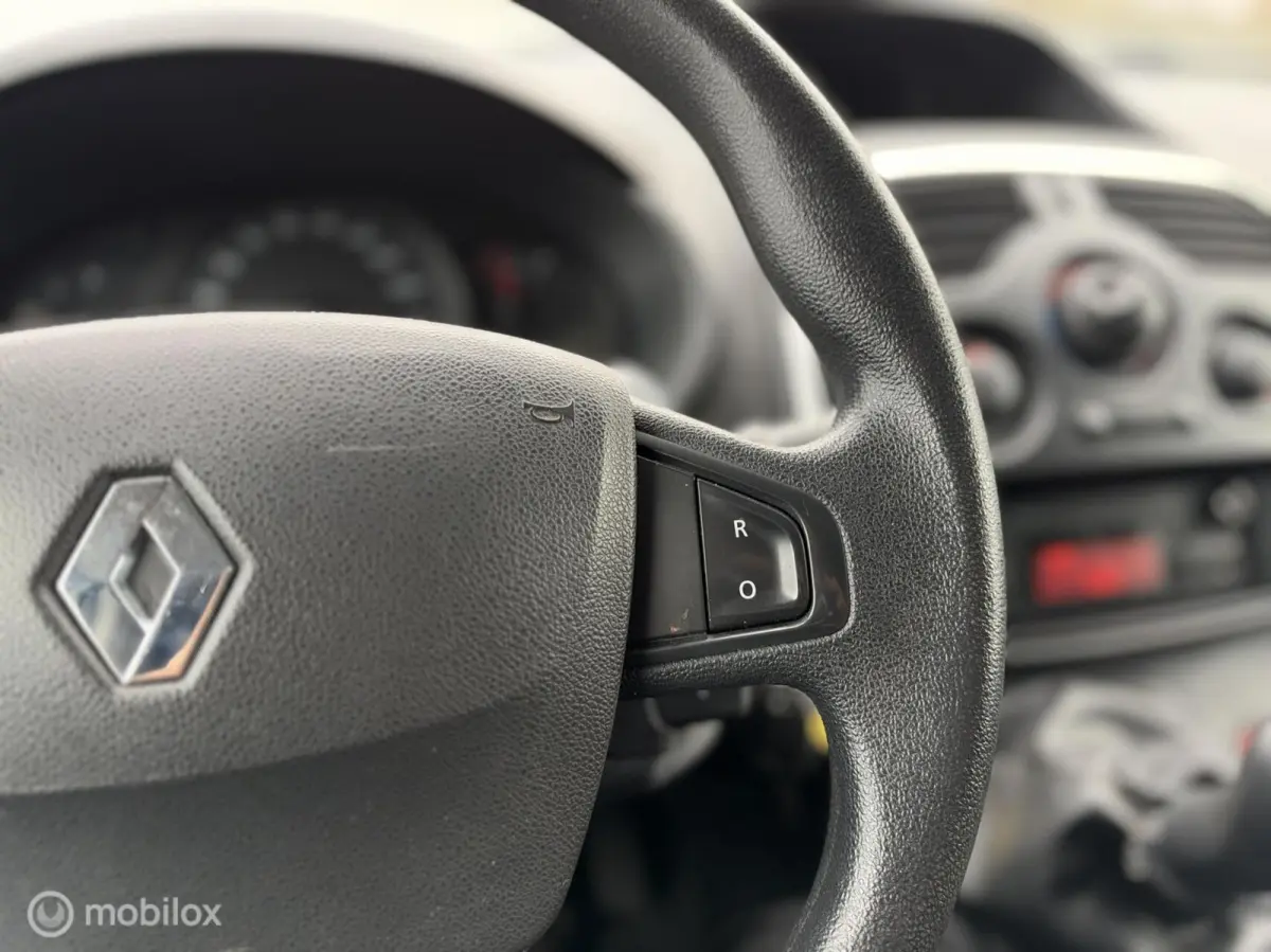 bestel 1.5 dCi 75 Générique Pro Airco Ex BTW!