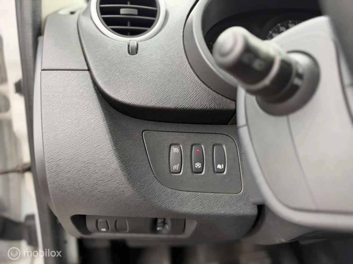 bestel 1.5 dCi 75 Générique Pro Airco Ex BTW!