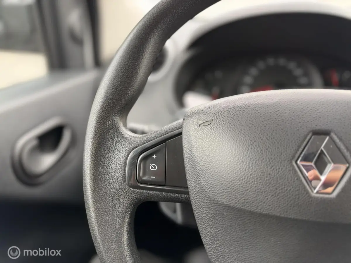 bestel 1.5 dCi 75 Générique Pro Airco Ex BTW!