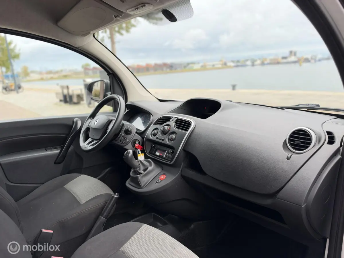 bestel 1.5 dCi 75 Générique Pro Airco Ex BTW!