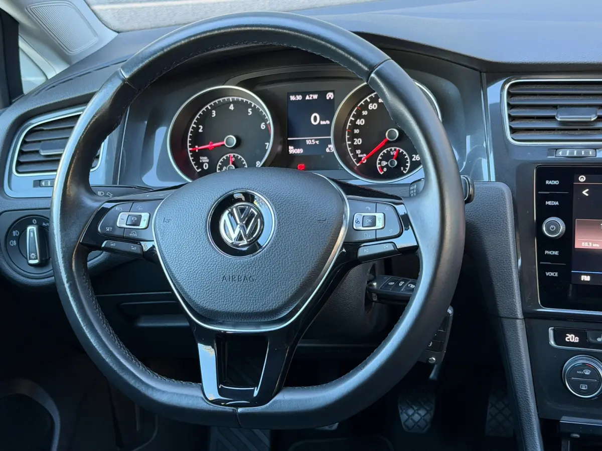 1.0 TSI Comfortline Business|CAMERA|TREKHAAK|STOEL VERWRM.