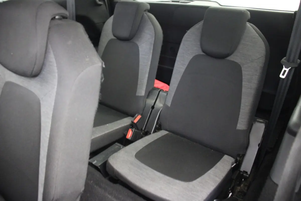 1.2 PureTech Business 7 Persoons - Carplay, Navi, Cruise, Trekhaak