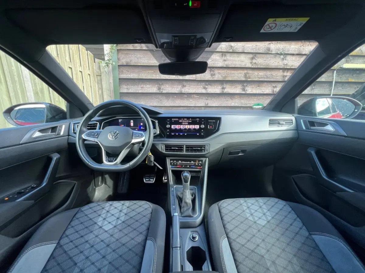 1.0TSI 110pk DSG R-Line Black Style | Matrix-LED | Carplay