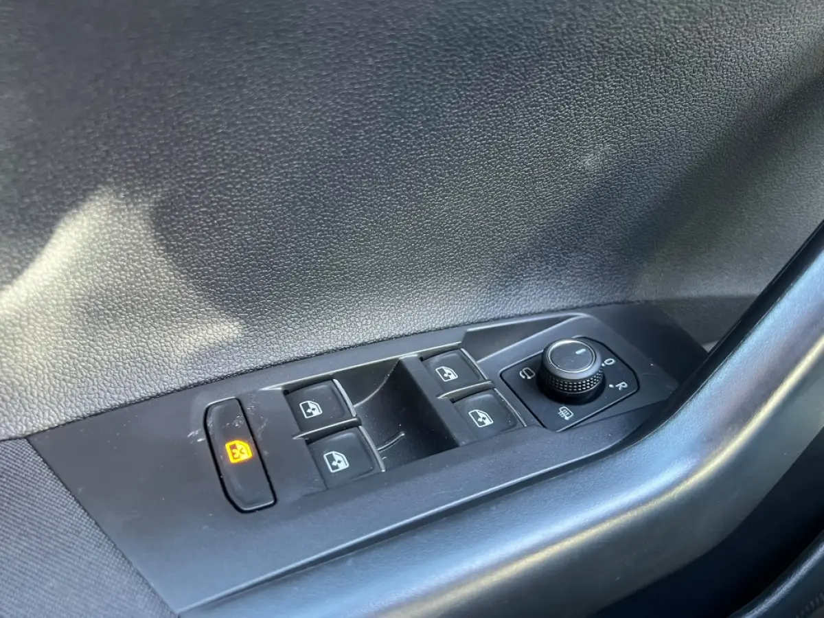 1.0TSI 110pk DSG R-Line Black Style | Matrix-LED | Carplay