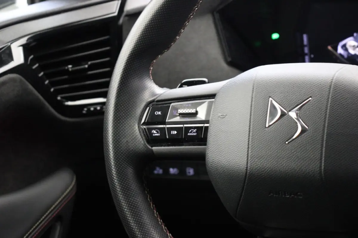 E-Tense Performance Line+ PHEV - Carplay, Camera, Cruise, Afn. Trekhaak