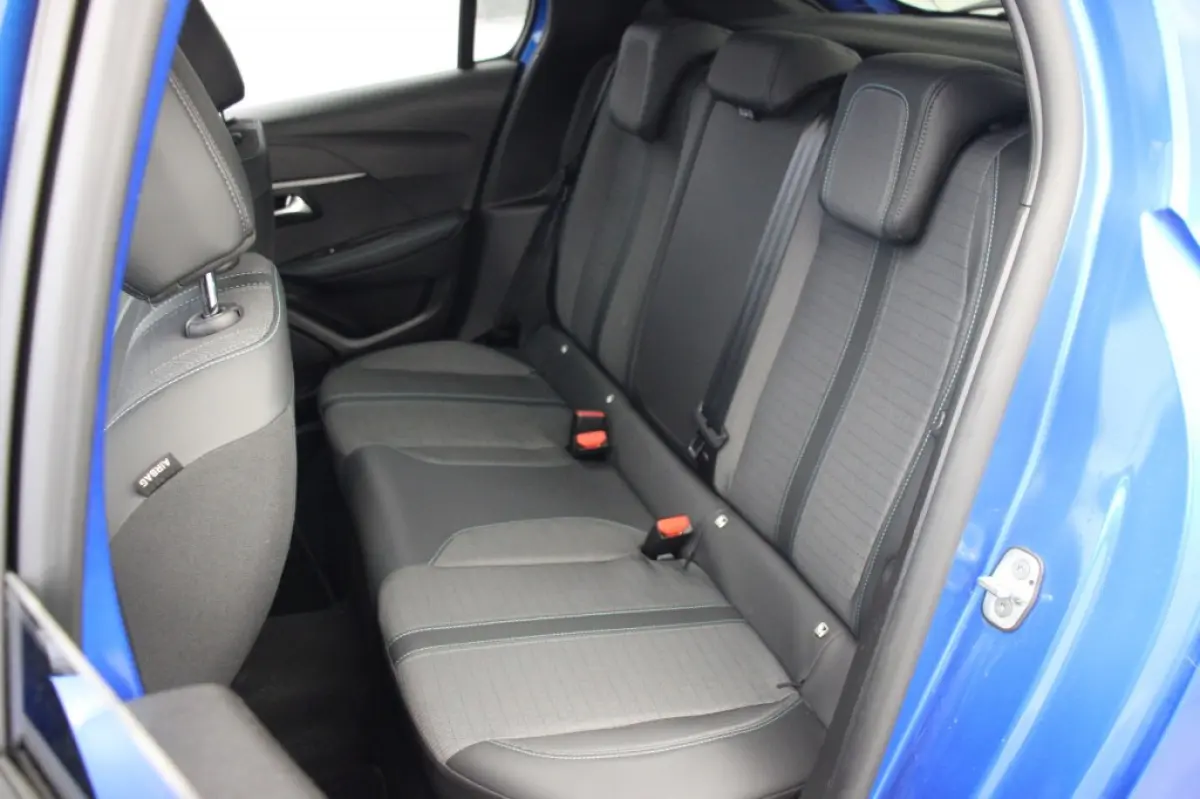 1.2 PureTech Allure Pack - Digitaal Cockpit, Carplay, Camera, Half Leer,