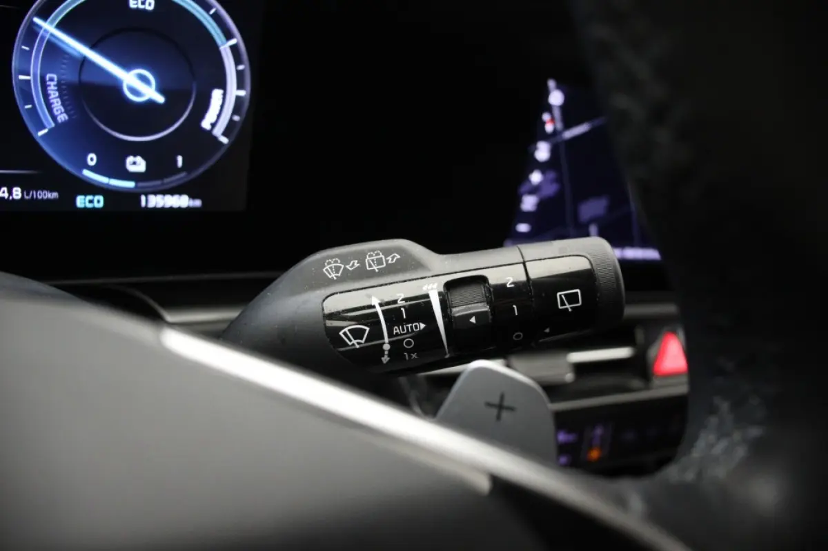 1.6 GDi Hybrid DynamicLine - Digitaal Cockpit, Carplay, Camera, Adapt. Cruise