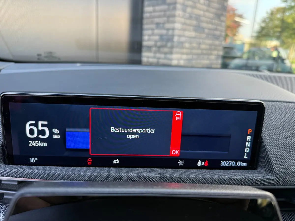 GT Ext 487PK AWD 98 kWh Panorama, Navi, Winter BOMVOL!!