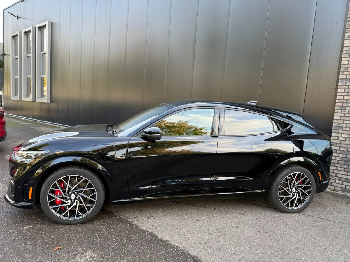 GT Ext 487PK AWD 98 kWh Panorama, Navi, Winter BOMVOL!!