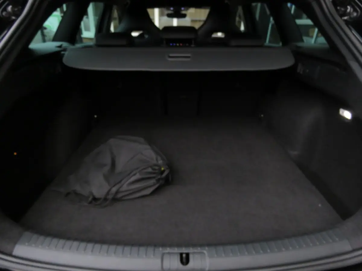 1.4 e-HYBRID 245pk / Trekhaak / Camera / Stoel&stuurverw. / BOVAG garantie