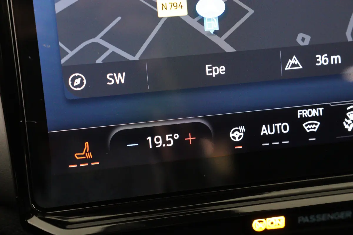 1.0 EcoBoost ST-Line X | Open Dak | LED | Cruise Adaptive | Winterpack | 360 Camera | Clima | Navi | BLIS | Elk. Achterklep | Keyless | Lichtmetalen Velgen