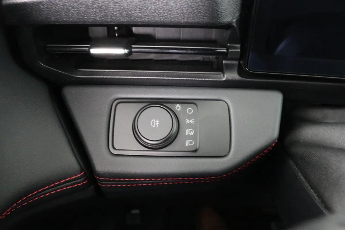 1.0 EcoBoost ST-Line X | Open Dak | LED | Cruise Adaptive | Winterpack | 360 Camera | Clima | Navi | BLIS | Elk. Achterklep | Keyless | Lichtmetalen Velgen