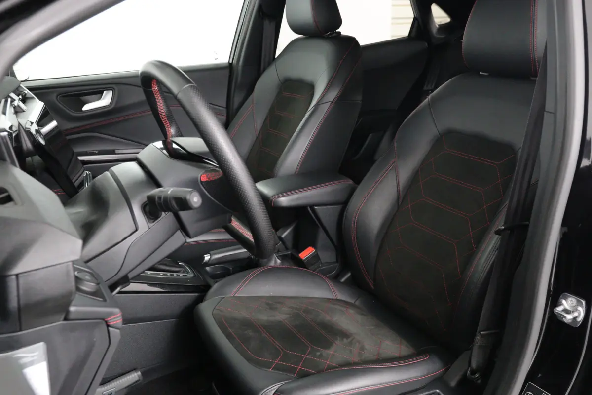 1.0 EcoBoost ST-Line X | Open Dak | LED | Cruise Adaptive | Winterpack | 360 Camera | Clima | Navi | BLIS | Elk. Achterklep | Keyless | Lichtmetalen Velgen
