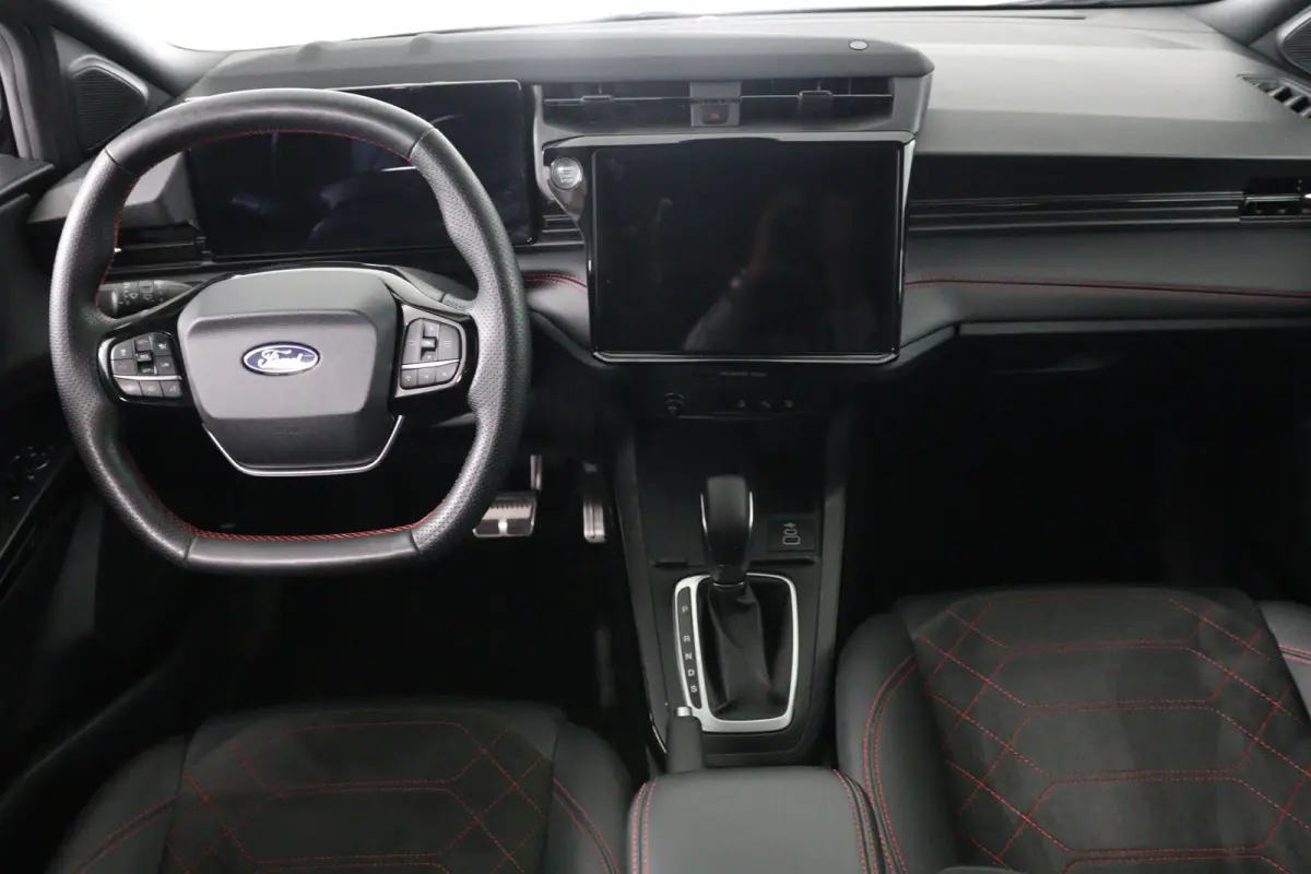 1.0 EcoBoost ST-Line X | Open Dak | LED | Cruise Adaptive | Winterpack | 360 Camera | Clima | Navi | BLIS | Elk. Achterklep | Keyless | Lichtmetalen Velgen