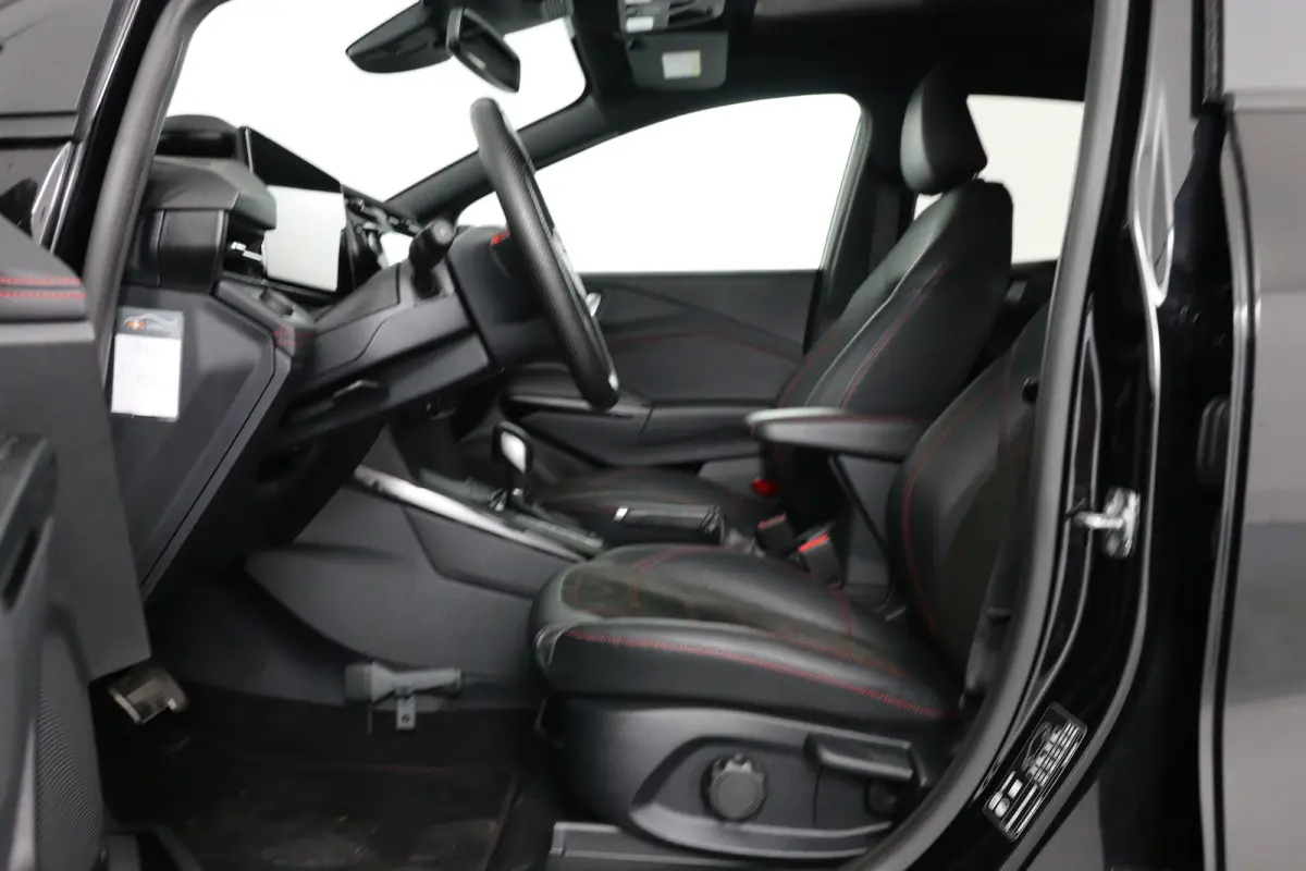 1.0 EcoBoost ST-Line X | Open Dak | LED | Cruise Adaptive | Winterpack | 360 Camera | Clima | Navi | BLIS | Elk. Achterklep | Keyless | Lichtmetalen Velgen