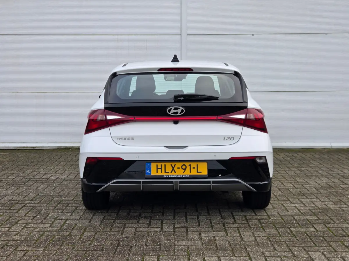 1.0 T-GDI 100pk Comfort | Airco | Camera | Carplay | Cruise control | Dodehoek detectie | Navigatie | Parkeersensoren | Digitaal cockpit | Lichtmetalen velgen