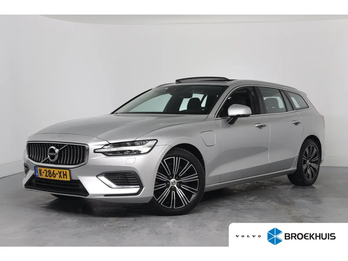 2.0 T8 Twin Engine AWD Momentum Pro | Dealer Onderhouden! | Open Dak | Leder | Memory Zetels | LED | Stoel/Stuurverwarming | Cruise Adaptive | BLIS | Camera | Clima | Navi | Keyless | Elk. A