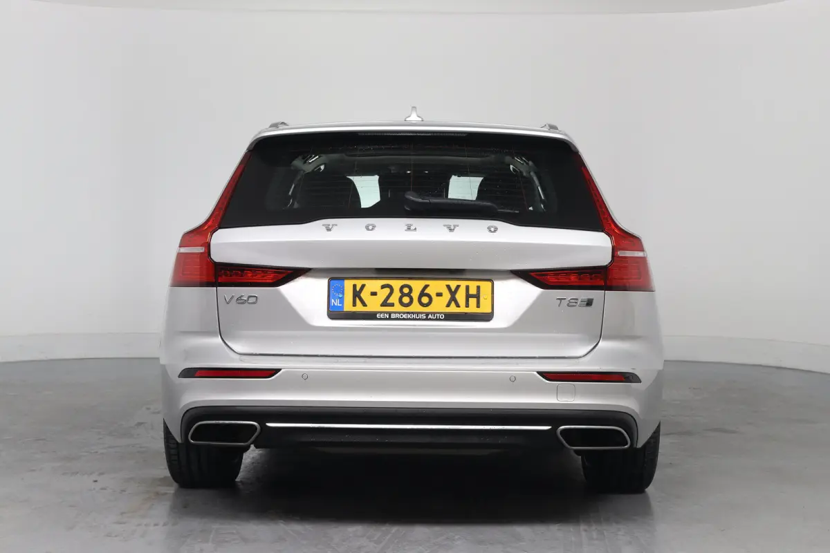2.0 T8 Twin Engine AWD Momentum Pro | Dealer Onderhouden! | Open Dak | Leder | Memory Zetels | LED | Stoel/Stuurverwarming | Cruise Adaptive | BLIS | Camera | Clima | Navi | Keyless | Elk. A