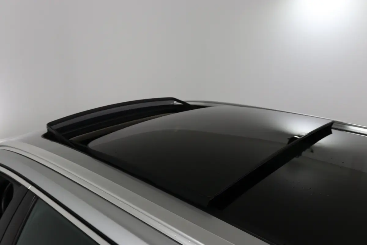 2.0 T8 Twin Engine AWD Momentum Pro | Dealer Onderhouden! | Open Dak | Leder | Memory Zetels | LED | Stoel/Stuurverwarming | Cruise Adaptive | BLIS | Camera | Clima | Navi | Keyless | Elk. A