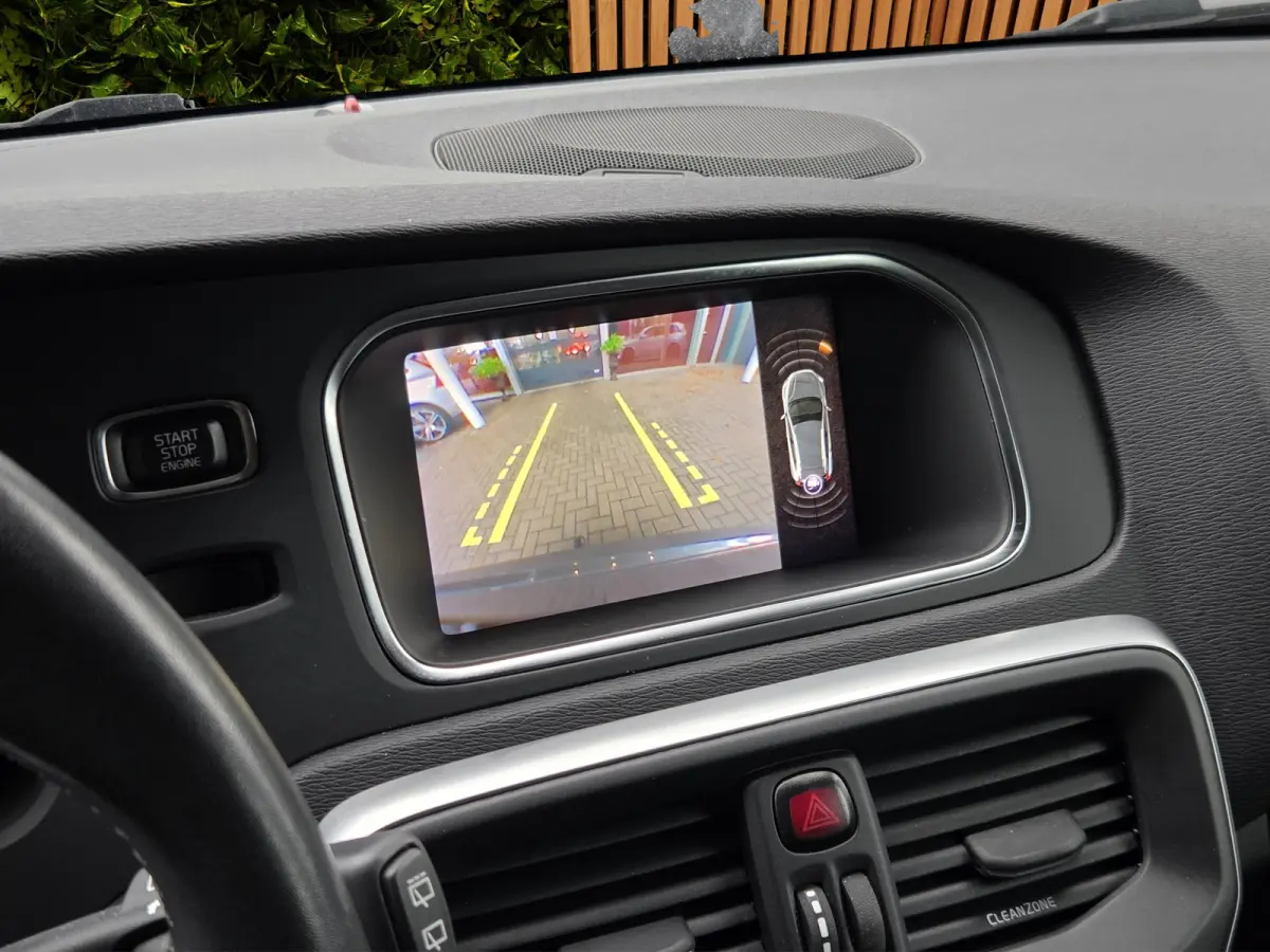 1.5 T3 Polar+ Luxury | Panoramadak | Trekhaak | Camera | Keyless | Stoelverwarming |