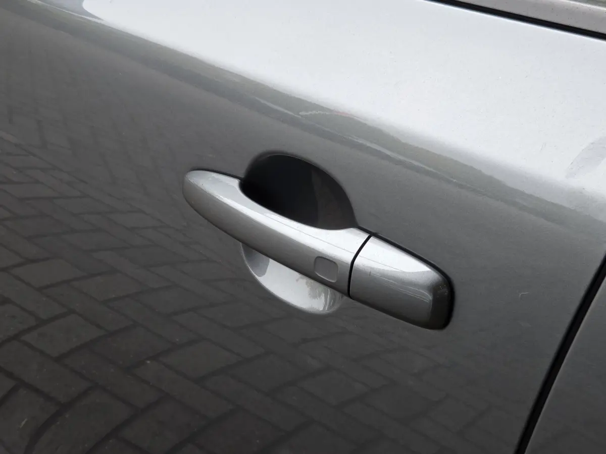 1.5 T3 Polar+ Luxury | Panoramadak | Trekhaak | Camera | Keyless | Stoelverwarming |