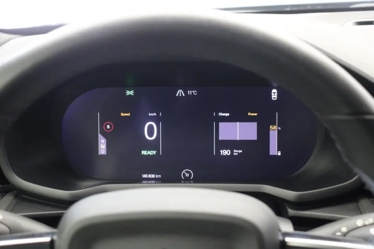 Standard Range Single Motor 63kWh - Carplay, Camera, Stoelverw. Memory, SOH 89,02%