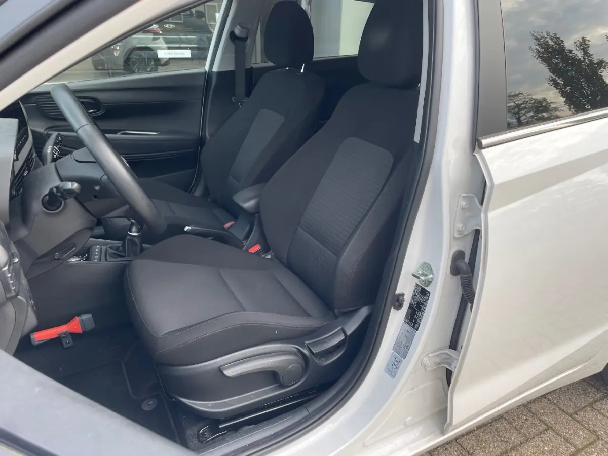 1.0 T-GDI Premium | Stoel & Stuurverwarming | Bose | Blind-spot | Camera | Cruise Control | DAB+