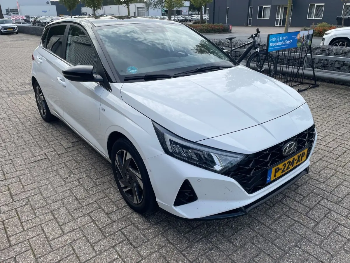 1.0 T-GDI Premium | Stoel & Stuurverwarming | Bose | Blind-spot | Camera | Cruise Control | DAB+