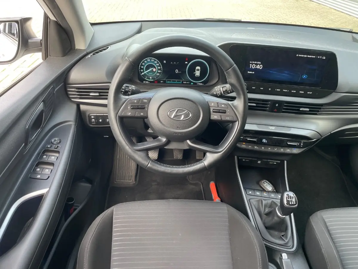 1.0 T-GDI Premium | Stoel & Stuurverwarming | Bose | Blind-spot | Camera | Cruise Control | DAB+