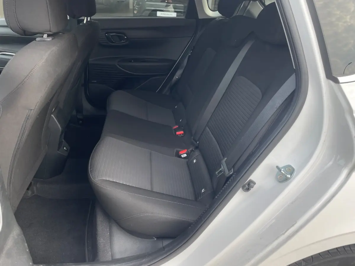 1.0 T-GDI Premium | Stoel & Stuurverwarming | Bose | Blind-spot | Camera | Cruise Control | DAB+