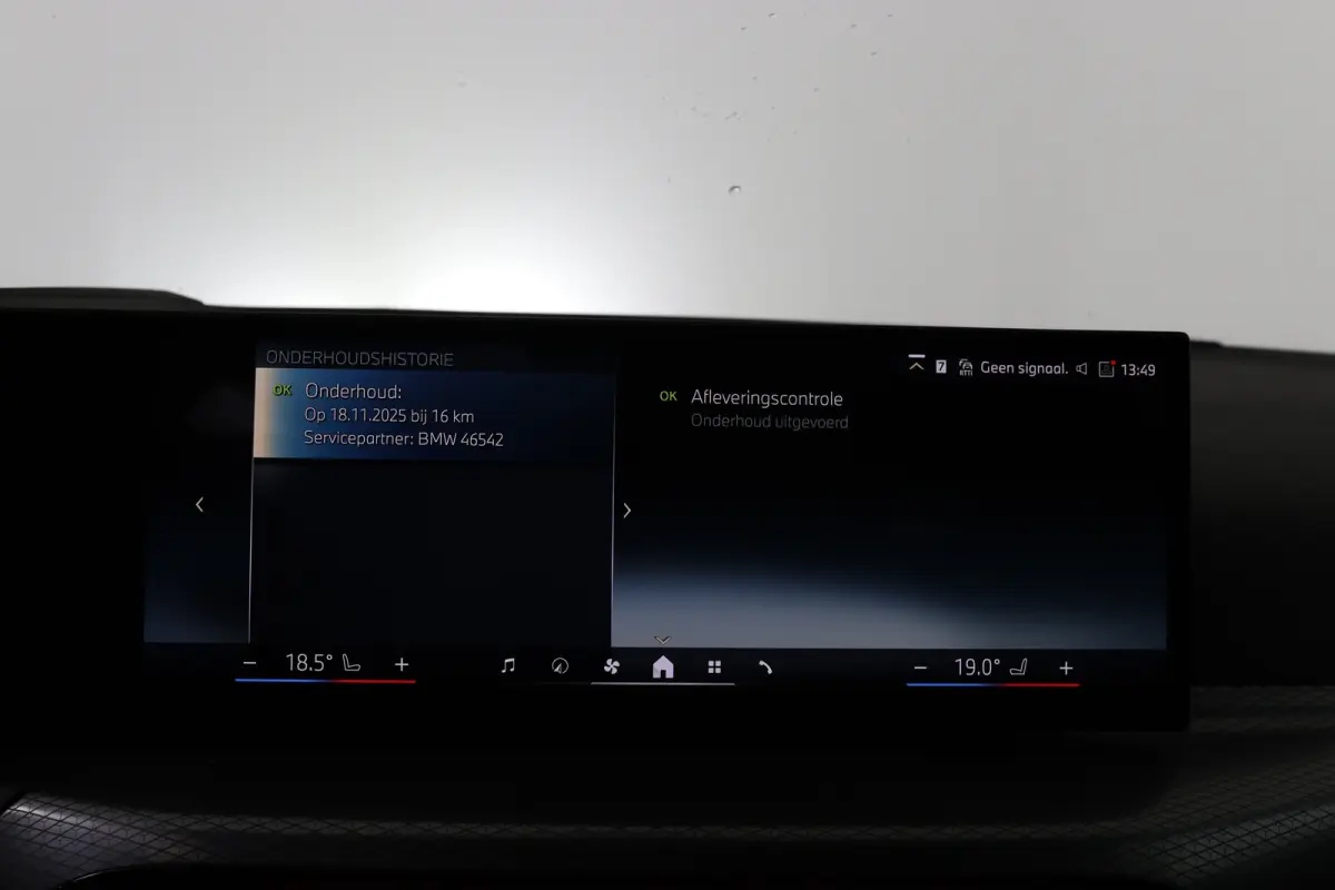 330e M Sport | Memory | Sportstoelen | LED | HUD | Cruise Adaptive | 360 Camera | Sfeerverlichting | BLIS | Leder | Stoelverwarming | Elk. Achterklep | Lichtmetalen Velgen