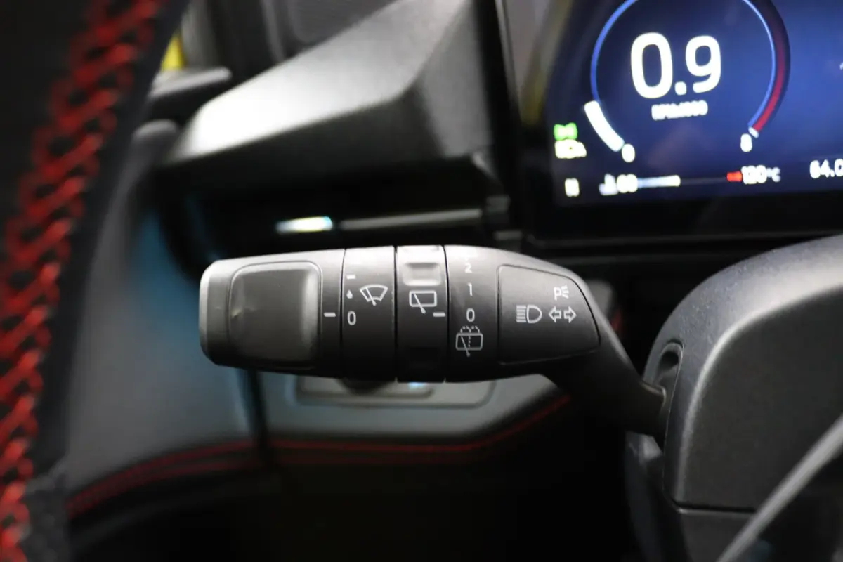 1.0 EcoBoost ST-Line | Maxton | Black Pack | Elek. Achterklep | Winterpack | Camera | Keyless | Navigatie | CarPlay/Android Auto |