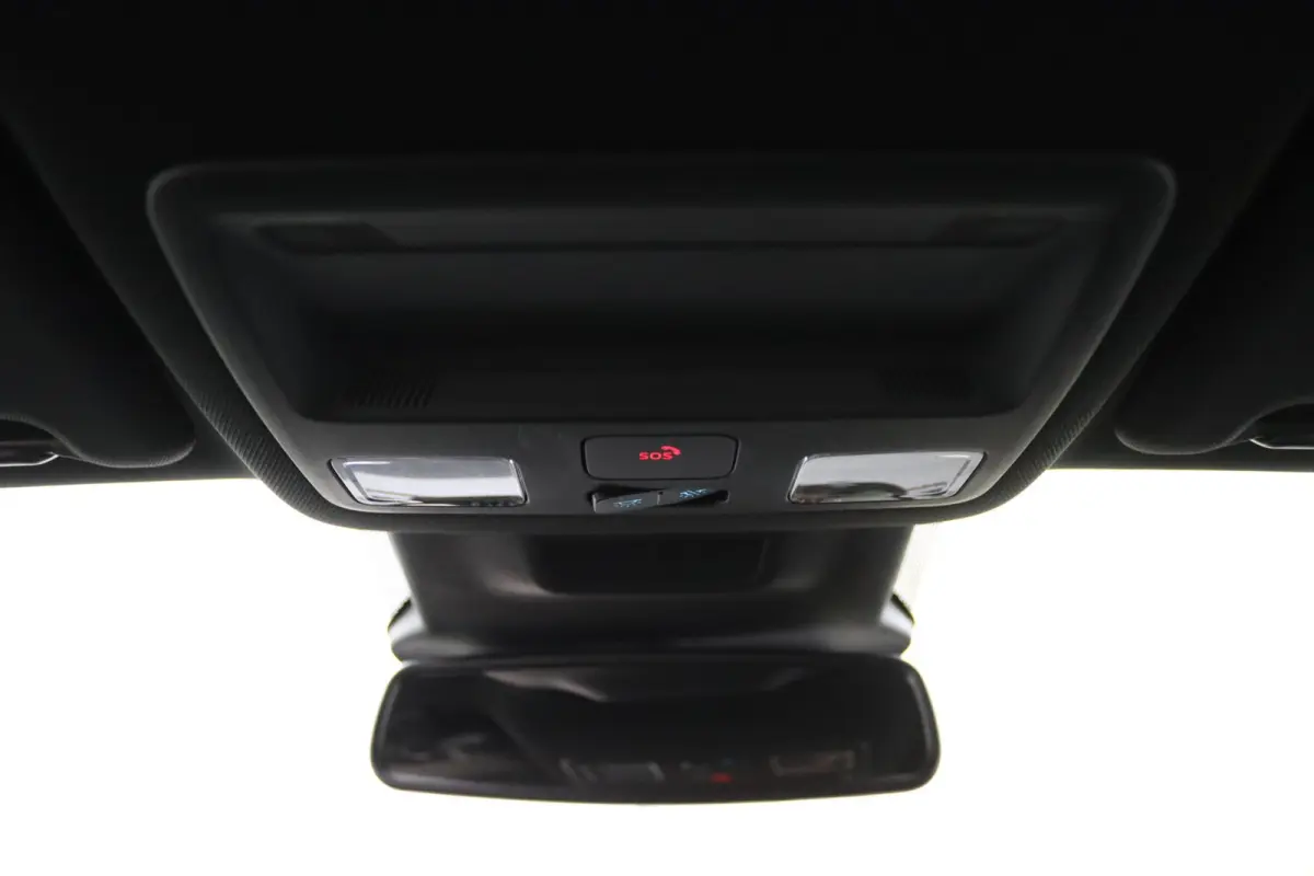 1.0 EcoBoost ST-Line | Maxton | Black Pack | Elek. Achterklep | Winterpack | Camera | Keyless | Navigatie | CarPlay/Android Auto |