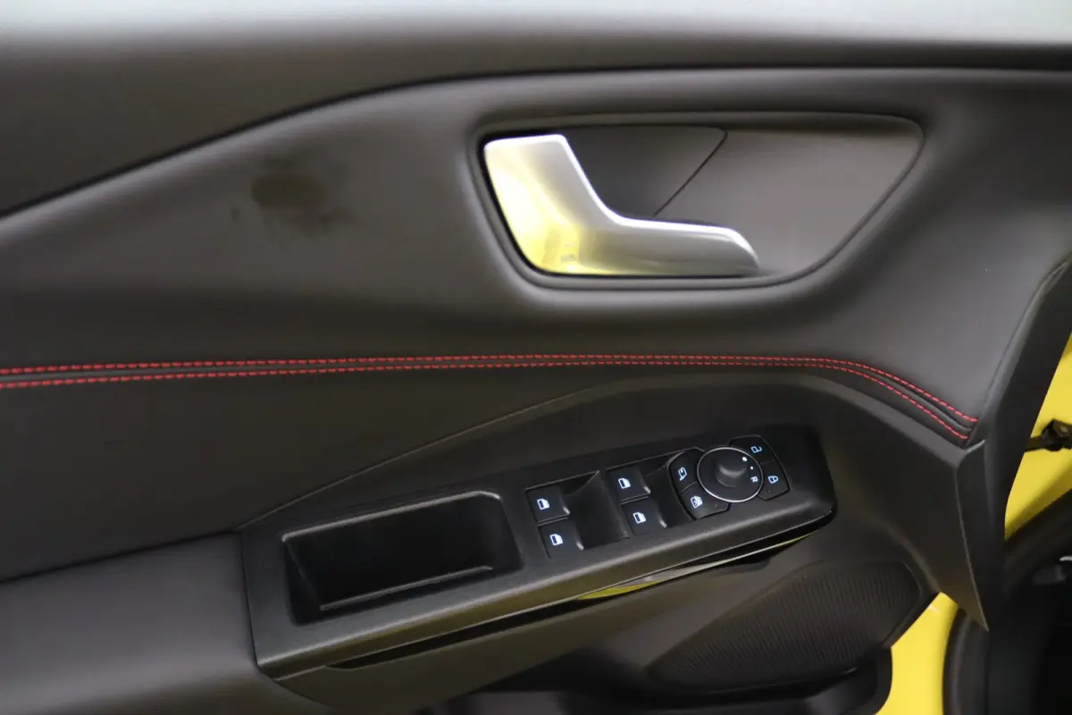 1.0 EcoBoost ST-Line | Maxton | Black Pack | Elek. Achterklep | Winterpack | Camera | Keyless | Navigatie | CarPlay/Android Auto |