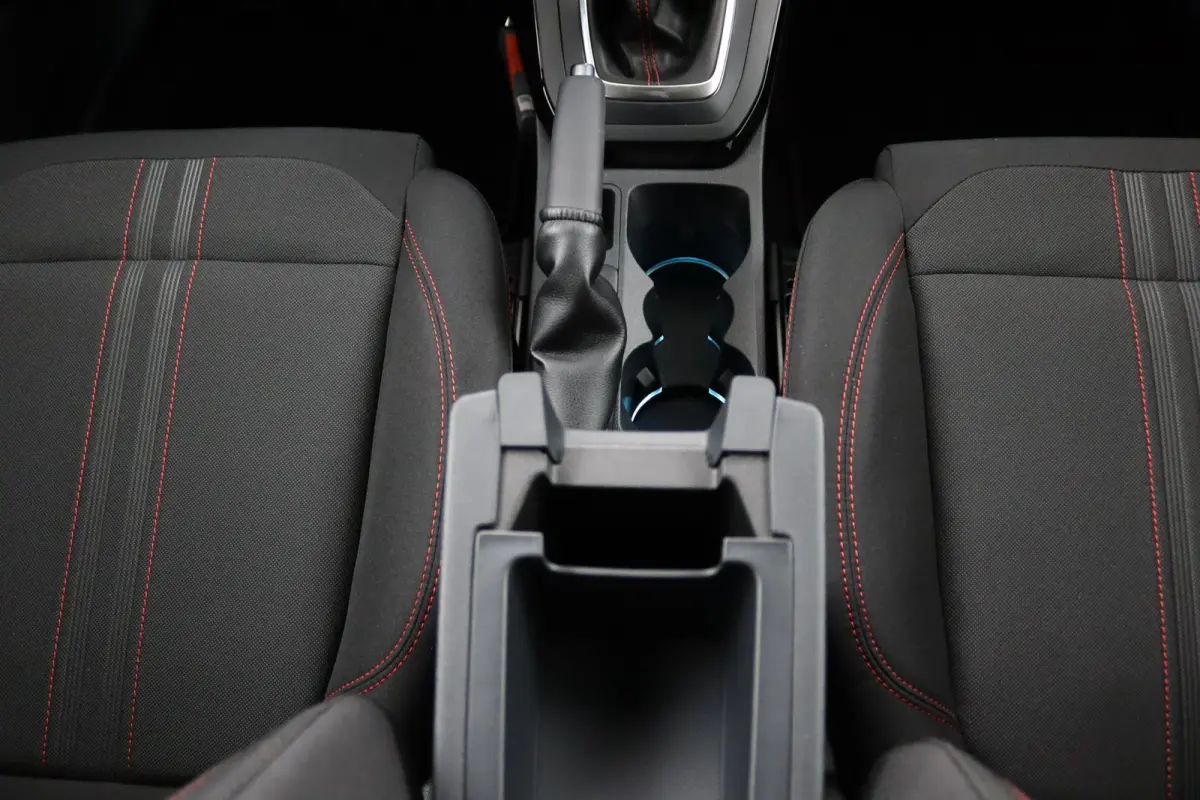 1.0 EcoBoost ST-Line | Maxton | Black Pack | Elek. Achterklep | Winterpack | Camera | Keyless | Navigatie | CarPlay/Android Auto |