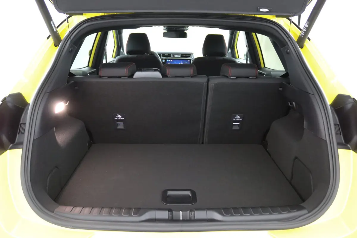 1.0 EcoBoost ST-Line | Maxton | Black Pack | Elek. Achterklep | Winterpack | Camera | Keyless | Navigatie | CarPlay/Android Auto |