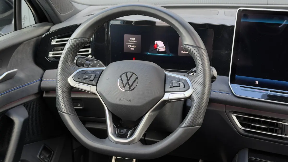 1.5 eHybrid 204pk R-Line Edition | SOH: 100% | Trekhaak | Panoramadak | Adaptive Cruise | 360 Camera | Head-up Display | 20" |