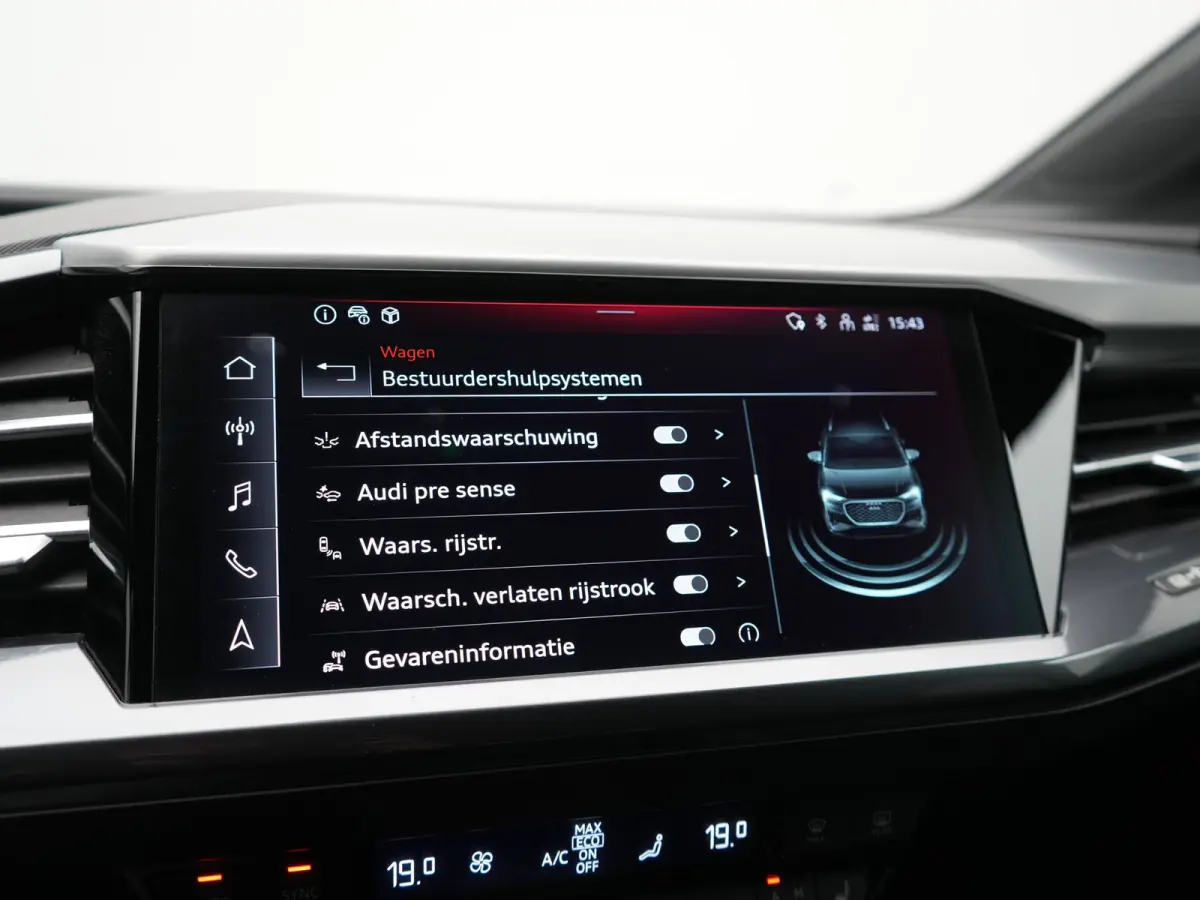 45 quattro S Line 82 kWh 286pk Dealer O.H | Trekhaak Af Fabriek | Adaptive Cruise | 360 Camera | Matrix LED | Lederen Sportstoelen Verwarmd | Keyless | Sfeerverlichting | Blis | Navigatie | 