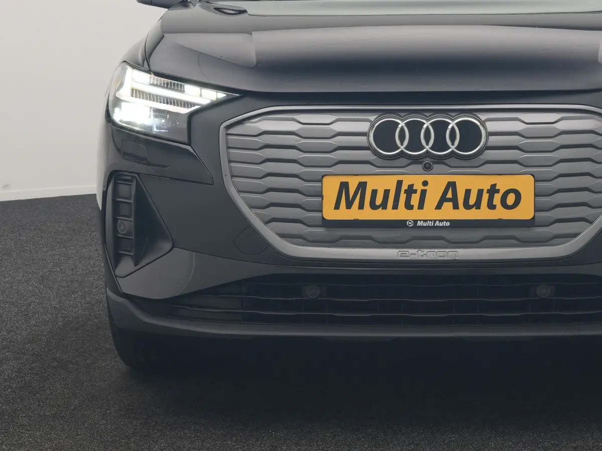 45 quattro S Line 82 kWh 286pk Dealer O.H | Trekhaak Af Fabriek | Adaptive Cruise | 360 Camera | Matrix LED | Lederen Sportstoelen Verwarmd | Keyless | Sfeerverlichting | Blis | Navigatie | 