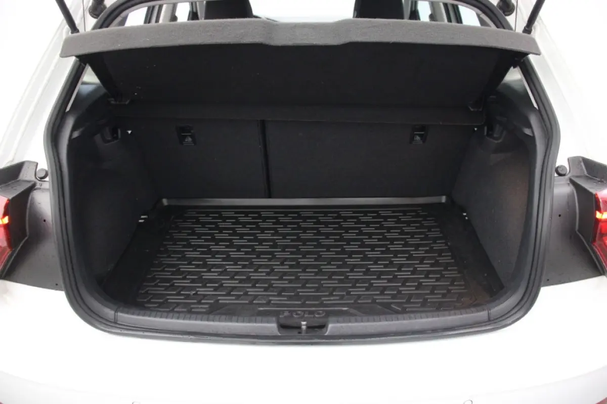 1.0 TSI Life Business - Digitaal Cockpit, Carplay, Adapt. Cruise, Clima, Stoelverw.