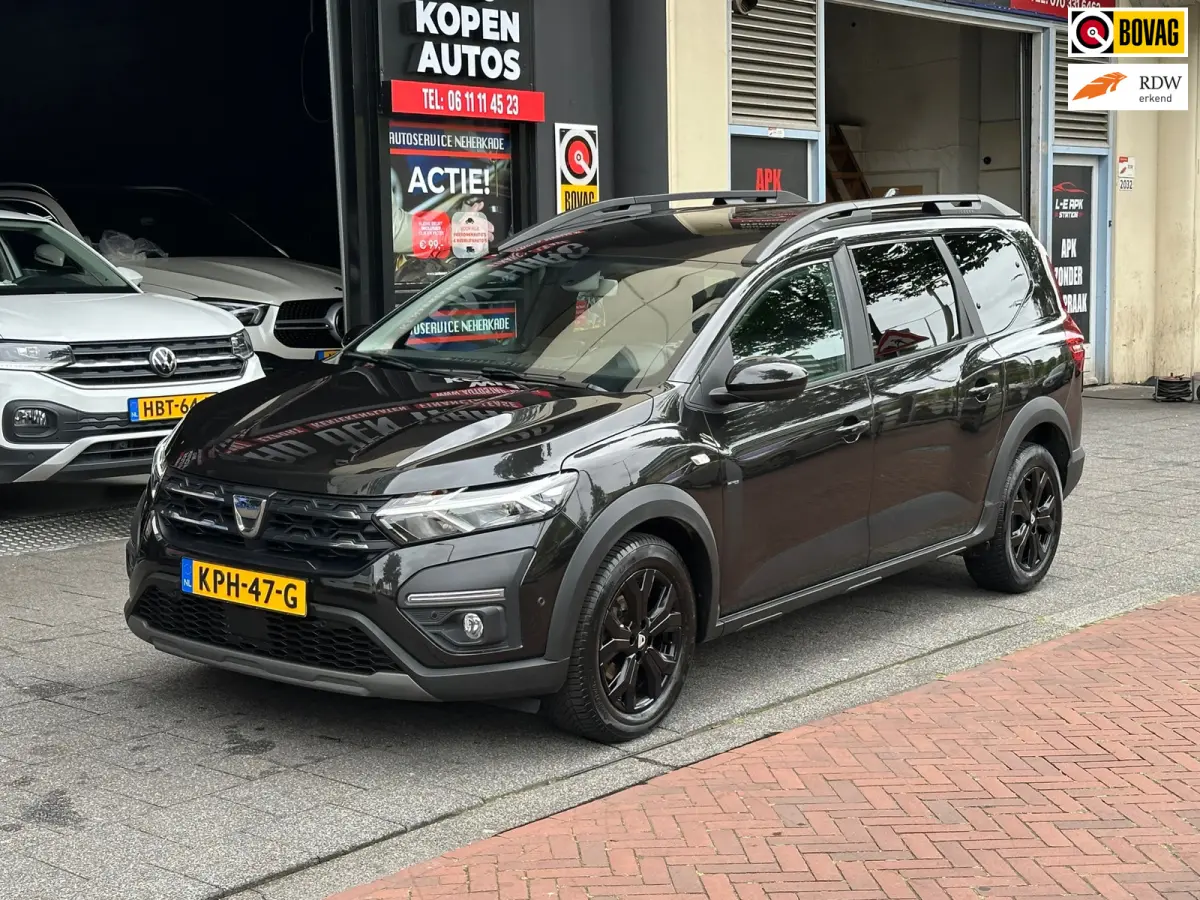1.0 TCe 110 Expression 7 Pers Navi Camera Carplay PDC