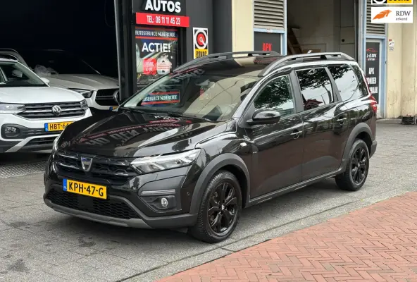 1.0 TCe 110 Expression 7 Pers Navi Camera Carplay PDC