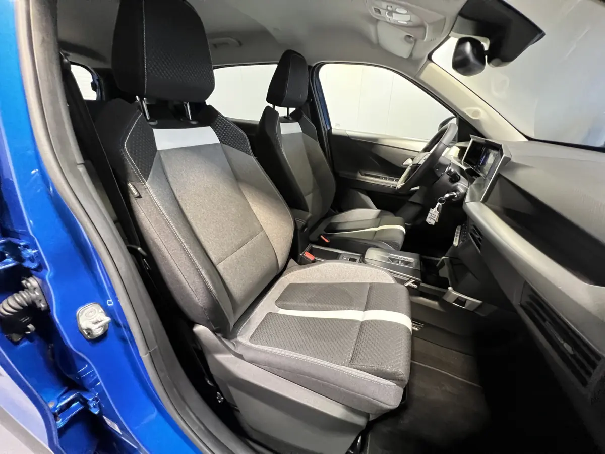 1.2 Turbo Hybrid GS | Navigatie/Android/Apple Carplay | LM Velgen 17" | Voorstoelen/Stuur/Voorruit Verwarmd | Cruise Control | Achteruitrijcamera | Airco |