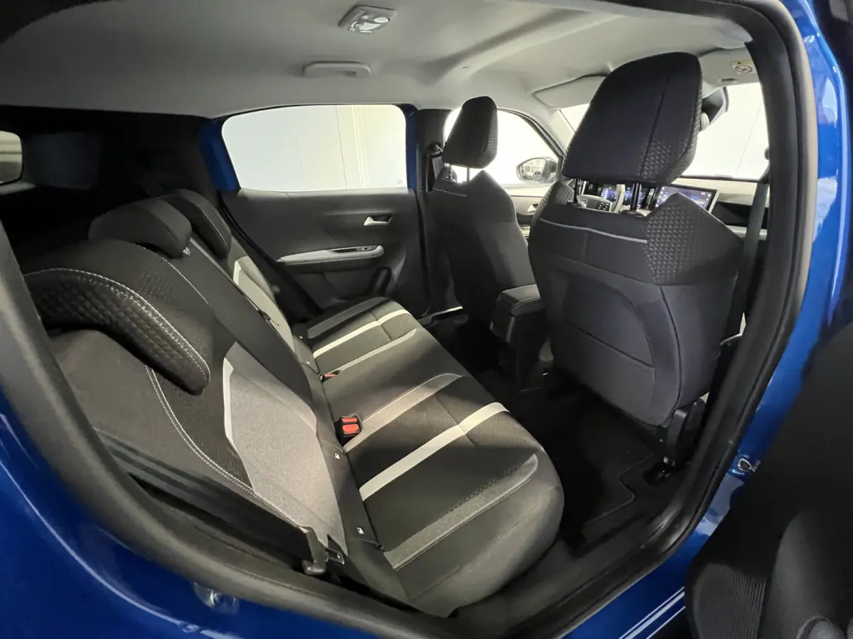 1.2 Turbo Hybrid GS | Navigatie/Android/Apple Carplay | LM Velgen 17" | Voorstoelen/Stuur/Voorruit Verwarmd | Cruise Control | Achteruitrijcamera | Airco |