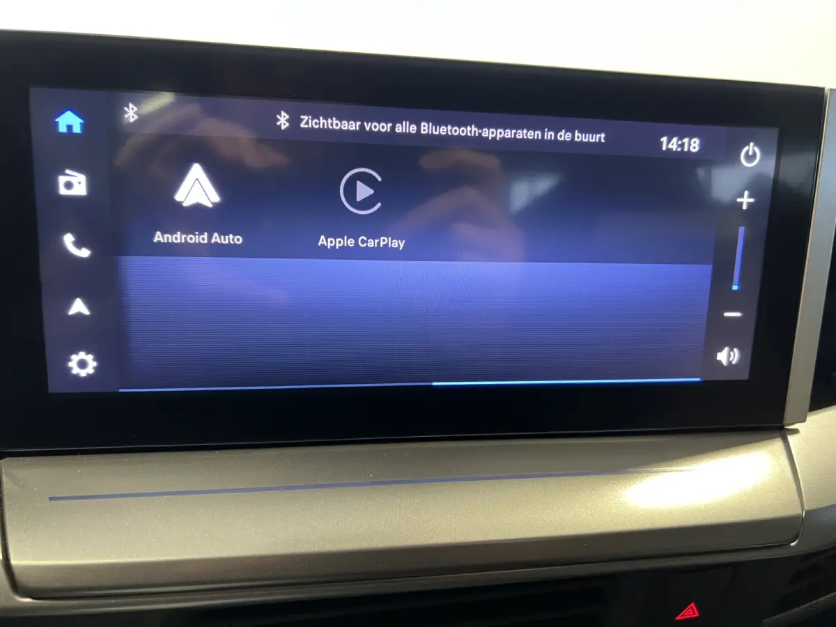 1.2 Turbo Hybrid GS | Navigatie/Android/Apple Carplay | LM Velgen 17" | Voorstoelen/Stuur/Voorruit Verwarmd | Cruise Control | Achteruitrijcamera | Airco |