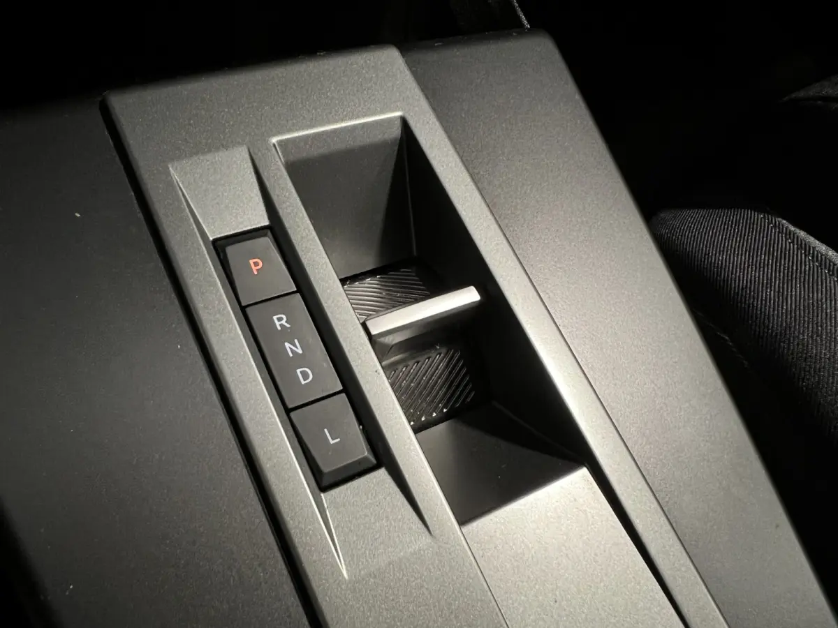 1.2 Turbo Hybrid GS | Navigatie/Android/Apple Carplay | LM Velgen 17" | Voorstoelen/Stuur/Voorruit Verwarmd | Cruise Control | Achteruitrijcamera | Airco |